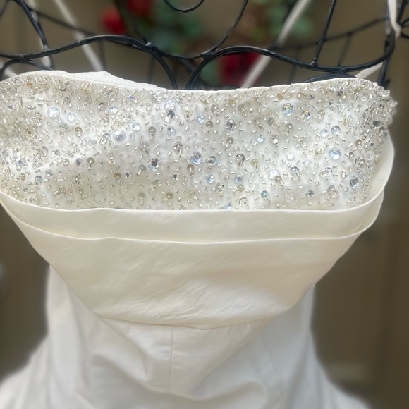 NWT Mariposa Moonlight Ruffle Tied Wedding Dress Cream Sz 12 Women - Picture 4 of 11